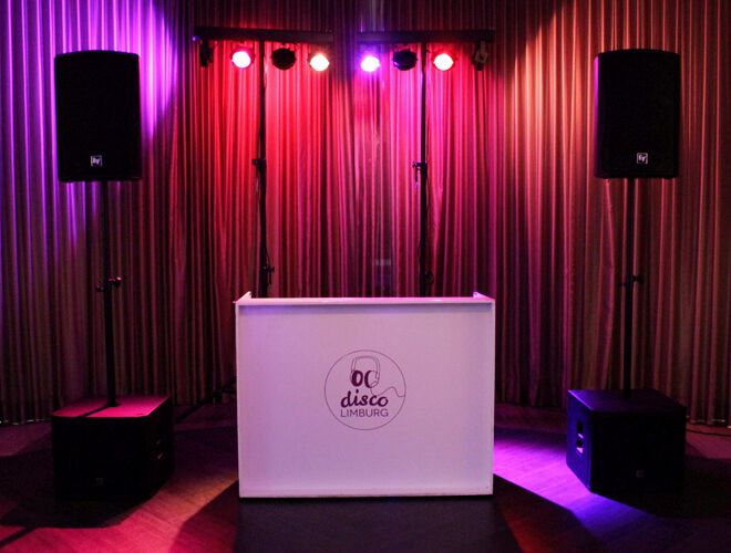 complete drive in-show Disco Limburg