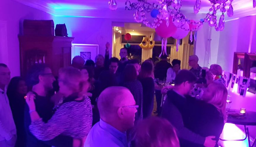 feest huiskamer dj venlo